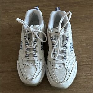 New Balance classic style white with blue accent sneaker size 9